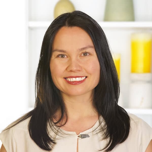 Headshot of Mountainside Treatment Center's staff member Jana Wu