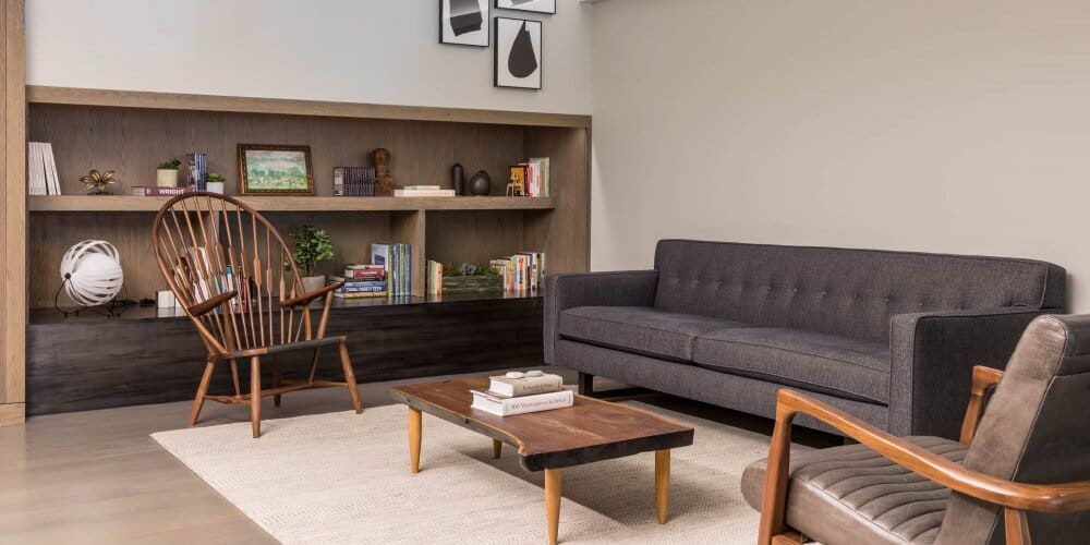 Mountainside addiction treatment center outpatient reception area