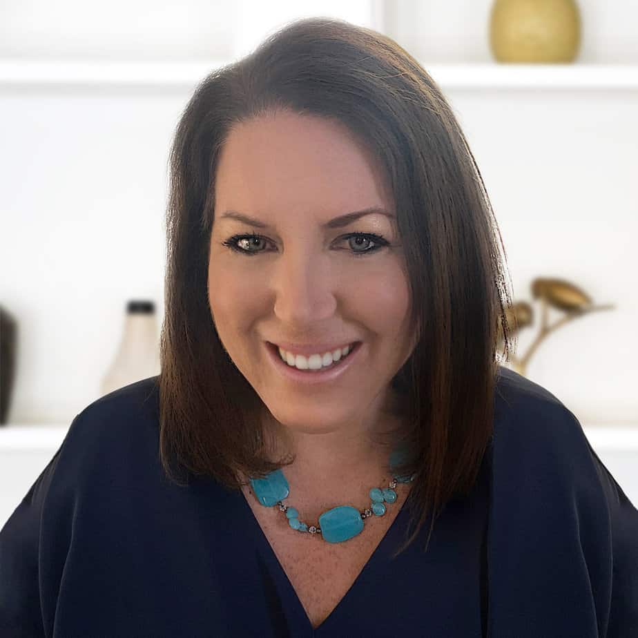 Rachel White Headshot